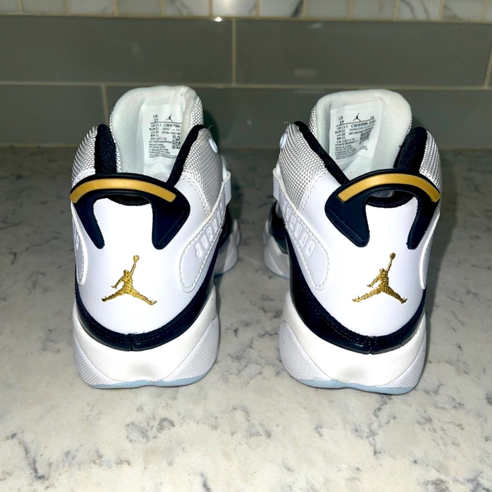 **SOLD** Boys’ Jordan 6 Rings Shoes - Picture 4 of 8